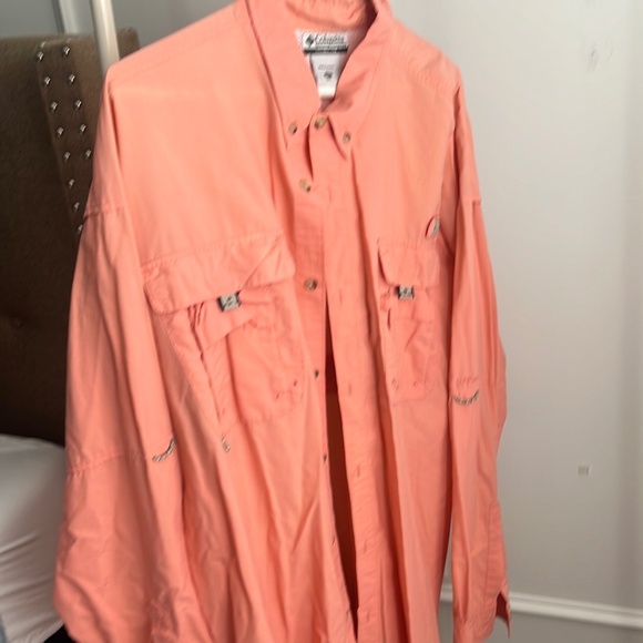 PFG Columbia Shirt - Picture 1 of 3